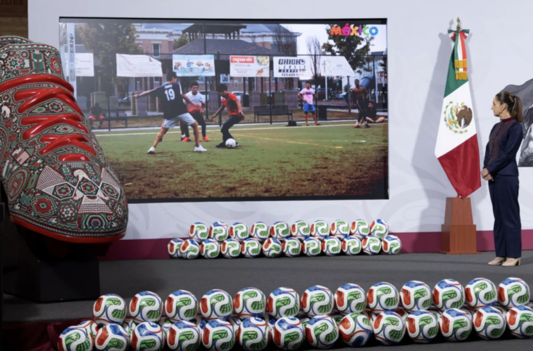 30ebb6cf137e4e3bb5ef9363364f92e5