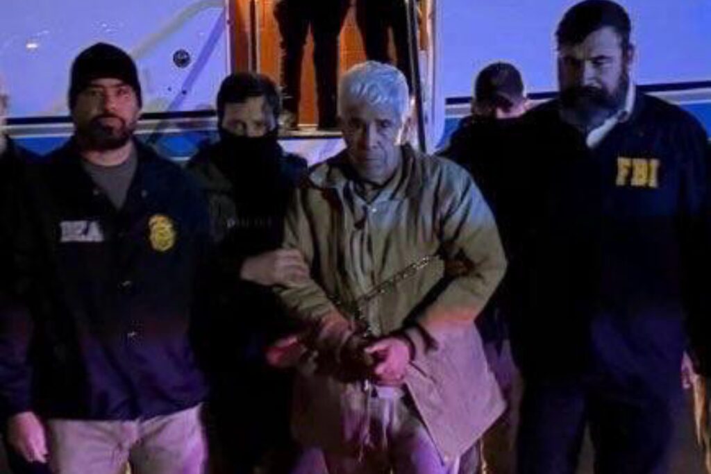 6153909b6fb7455ea7da393f7cb3212d