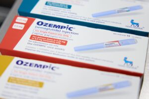 Trump acuerda con farmacéuticas rebajar el precio del Ozempic y otros medicamentos