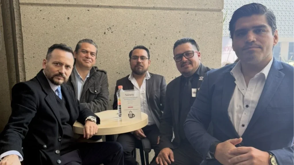 b4c15f71381746c0a3b9239ae1287c24