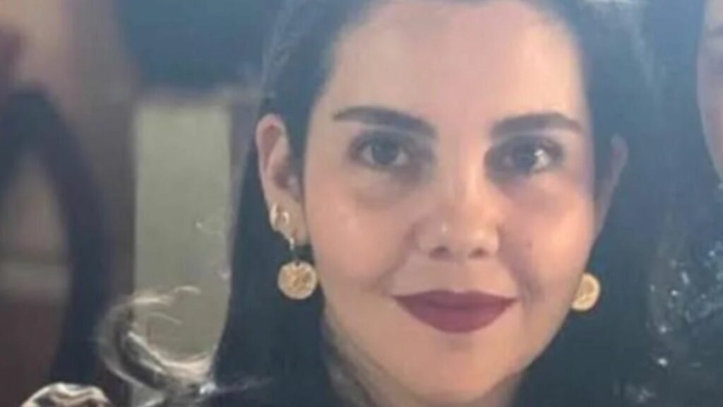 e073ea8ad5af4a0890e1adec7b3185f3