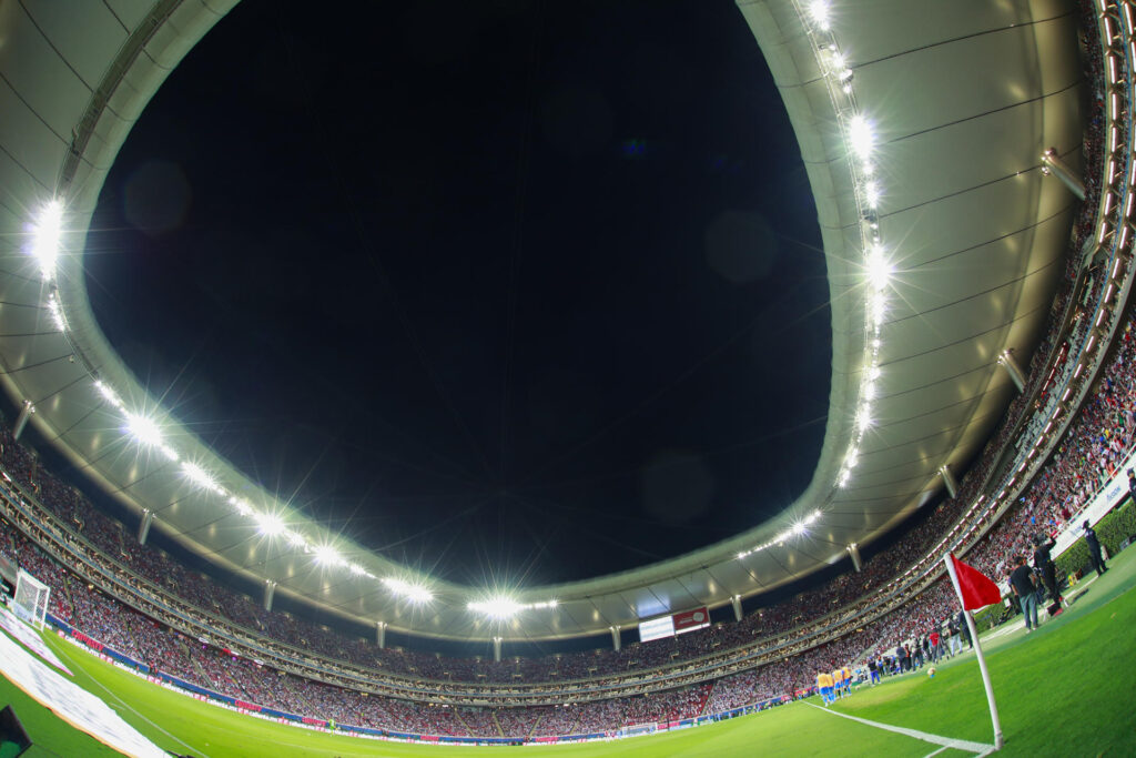 La FIFA autoriza a la Liga MX una extensión para entregar los estadios mundialistas