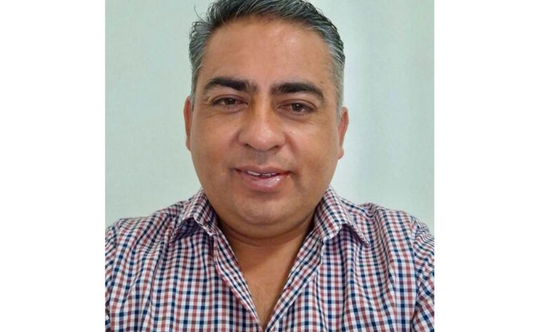 820c6d69e2104582b904feb06872cbea