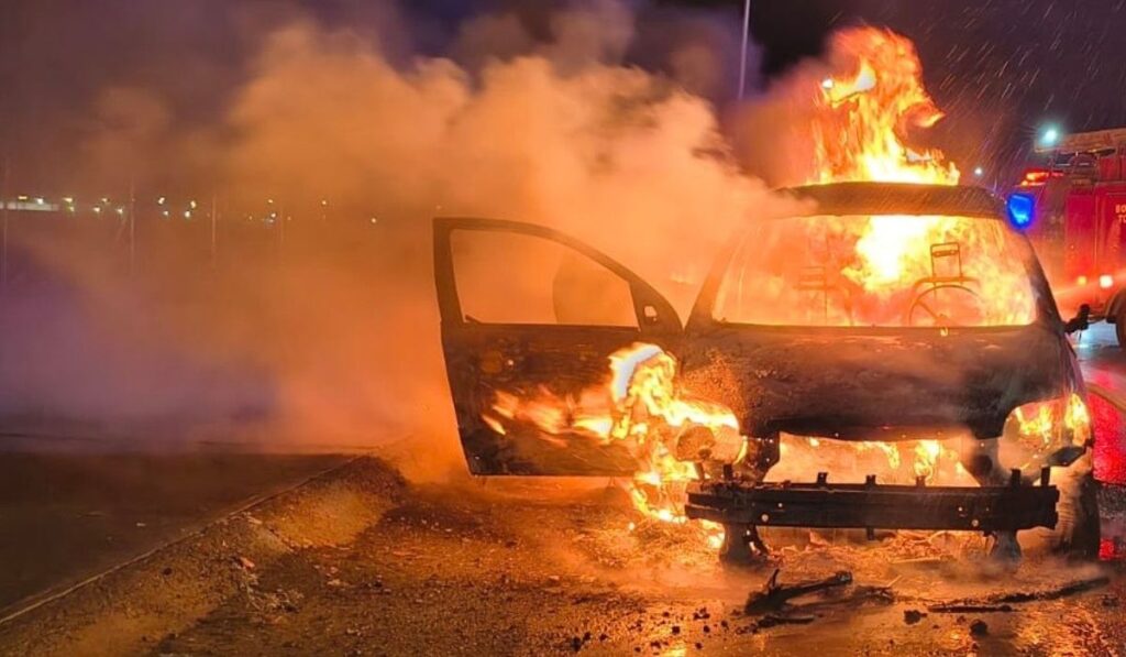 b1df88aee1eb4118b6c0227652d0e764