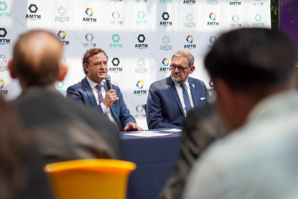 padilla_815b1a6201ff_0